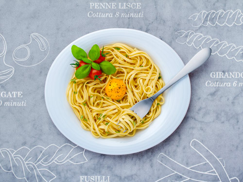 Spcialit culinaire italienne ptes tagliatelles - Frdric LECHAT, photographe d'illustration.